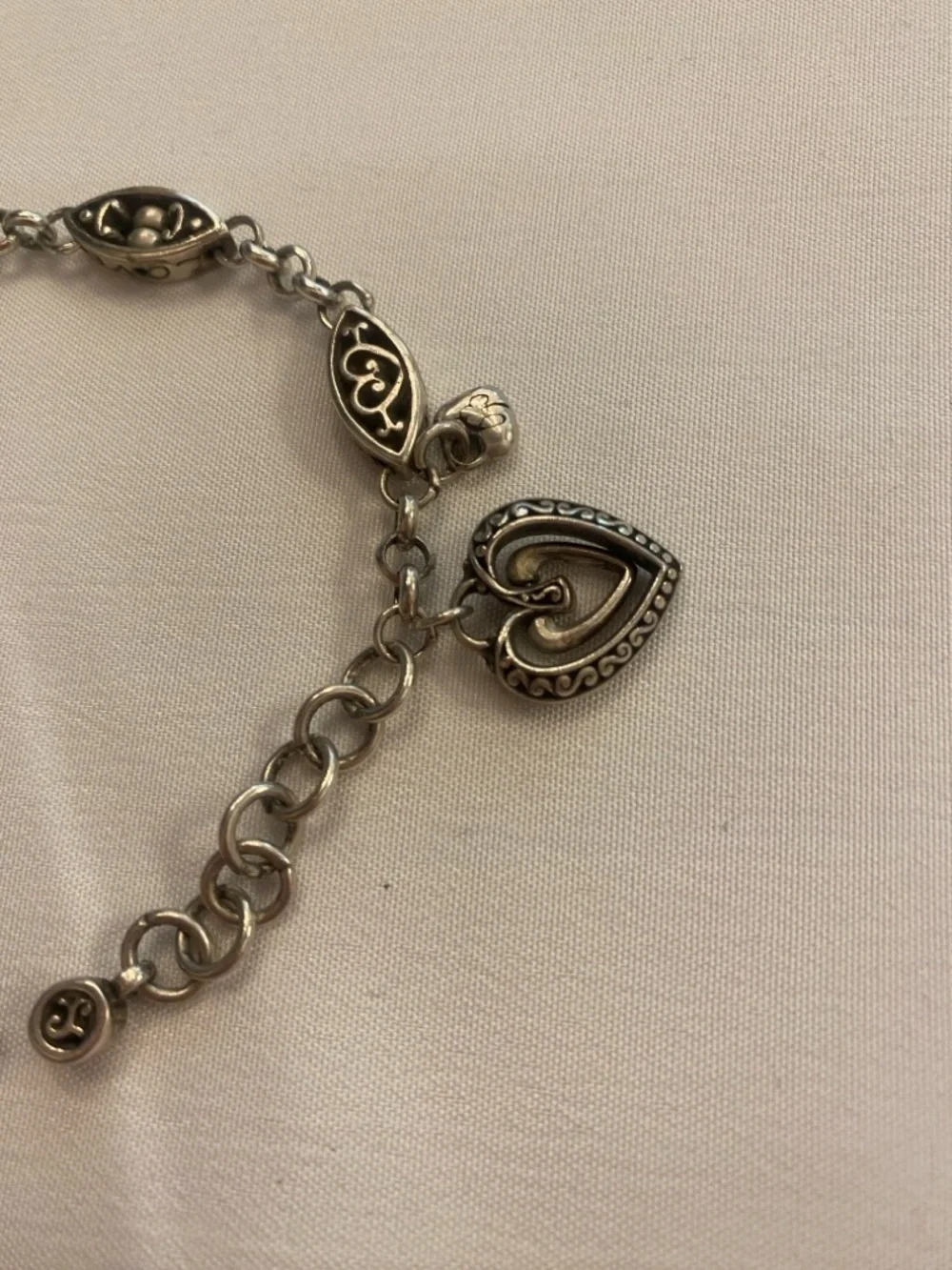 Brighton Heart Charm Silver Link Bracelet great condition 8.5”